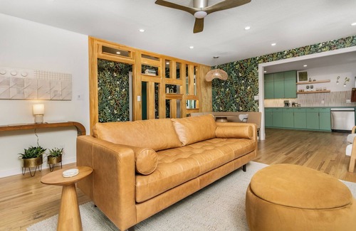 Fredericksburg House | Sage's Nest | 2/1, Hot Tub, Gas Firepit, Full Kitchen, Yard Games + Game Room