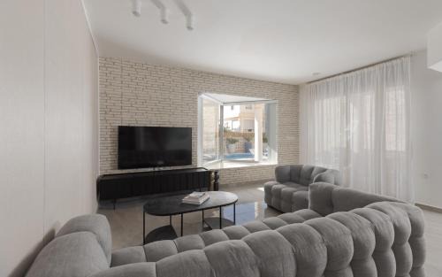 Eilat House | Sahara - Designed Duplex with a private pool