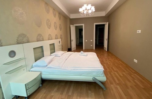 Sabayil Apartment | Sahil Deluxe Central Apartments