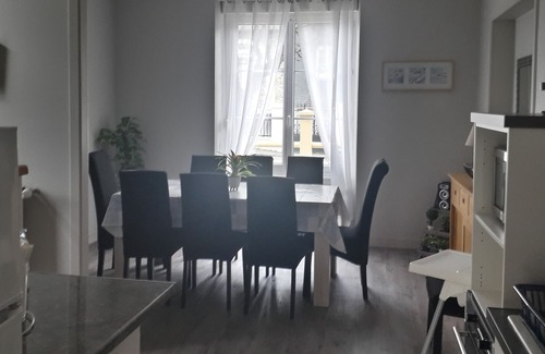 Parame Cottage | Saint-Malo Gîte 3-7 people, walking distance to the beach and shops, 3 bedrooms wifi parking