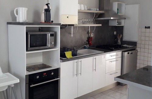 Parame Cottage | Saint-Malo Gîte 3-7 people, walking distance to the beach and shops, 3 bedrooms wifi parking