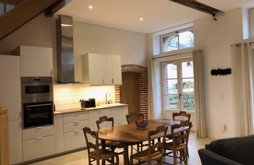 Tosny Apartment | Saint Sulpice - Three Bedroom Apartment, Sleeps 7