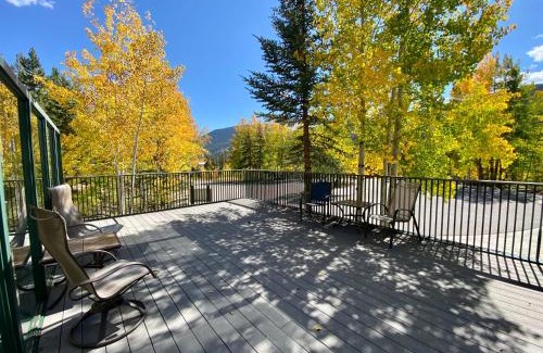 Keystone House | Saints John 2526 by SummitCove Lodging