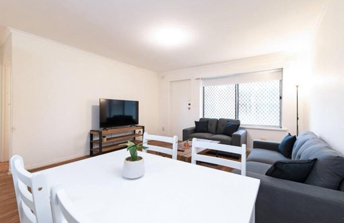 Salisbury Apartment | SAL001 One of the most affordable Airbnbs in town
