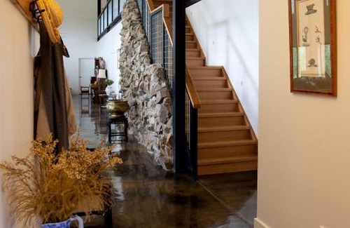 Narbethong Bed & Breakfast | Saladin Lodge