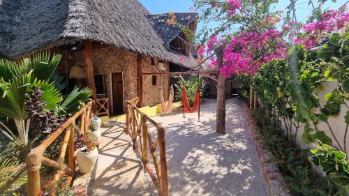 Matemwe Hotel | Salama & Mbuyuni Bungalows