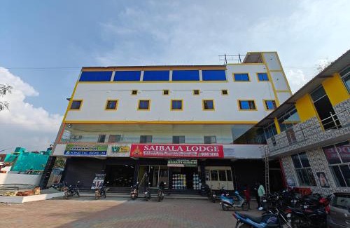 Vellore Hotel | SAlBALA LODGE - AC ROOMS WITH COOKING FACILITIES Near CMC