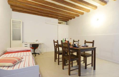 Castello Apartment | Salizada San Francesco