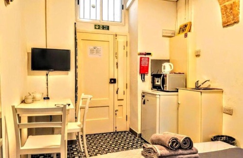 Valletta Apartment | Sally Port 32