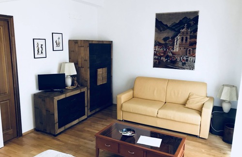 Carrara Bed & Breakfast | Sally's B&B