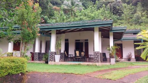 Ayagama Hotel | Salmanel Resort Ayagama - Rathnapura