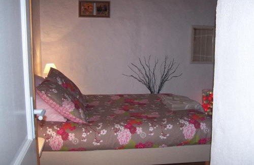 Marcols-les-Eaux Bed & Breakfast | Salomony Chambre d'Hôtes