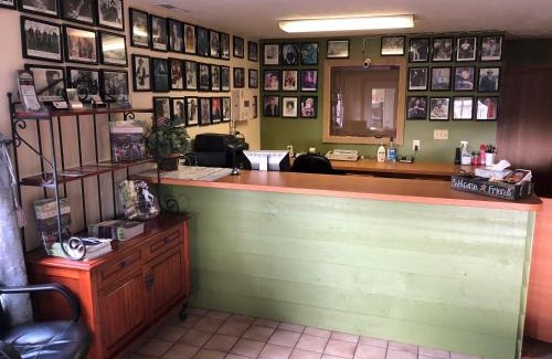 Nashville Hotel | Salt Creek Inn