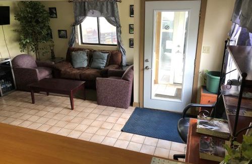 Nashville Hotel | Salt Creek Inn