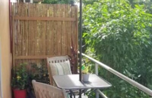 Nazareth Apartment | Salty Loft 1 King Loft Bed