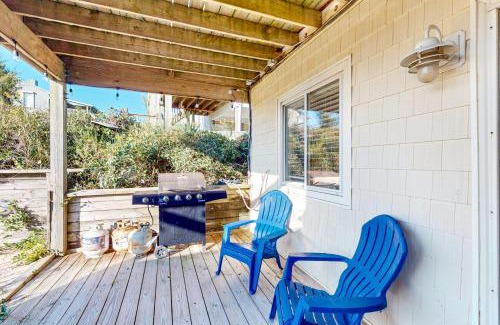 Atlantic Beach Apartment | Salty Pelican