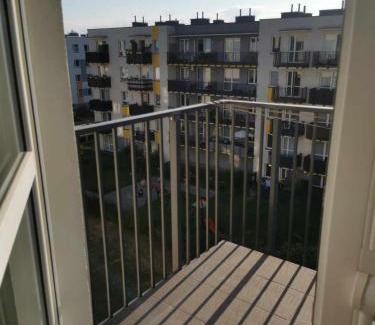 Wlochy Apartment | Samodzielne mieszkanie na osiedlu Nowy Raków