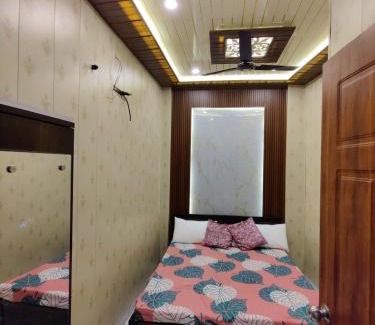 Haridwar House | Sampati Home Stay Prime location