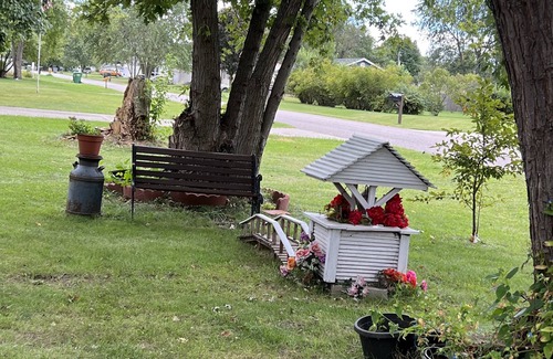 Elkhart House | Samuel Ok.