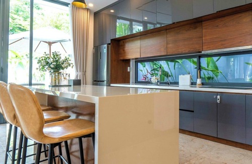 Ngu Hanh Son Villa | Samvilla 4-bedroom villa in cool Đà Nẵng full AC