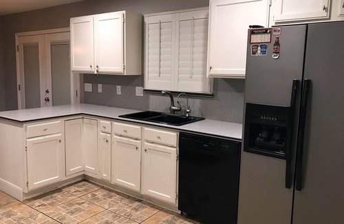 Great Northwest House | San Antonio Family Getaway: Private Pool & Backyard - 4Bed 2Bath with sunroom