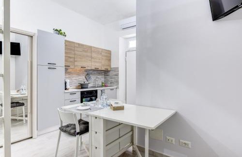 San Donato Apartment | San Donato - Grazioso Moderno Monolocale - 600 m Metro Principi d'Acaja