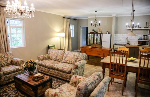 Raithby Cottage | San Gabriel Homestead