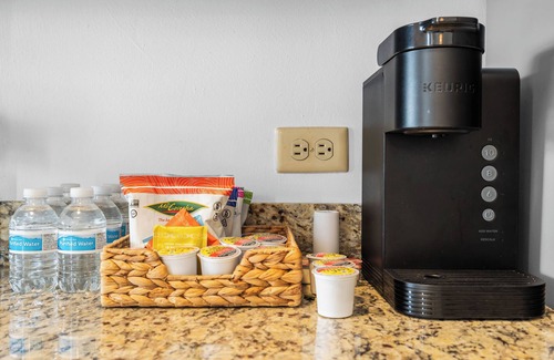 Punta Las Marias Apartment | San Juan Luxury 2-BR Rental Near Ocean Park Sand