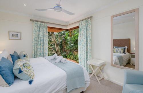 San Lameer Villa | San Lameer Villa 13937 - 3 Bedroom Deluxe - 6 pax - San Lameer Rental Agency