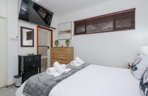 Hibiscus Coast Villa | San Lameer Villa 2908 - 3 Bedroom Superior - 6 pax - San Lameer Rentals Agency