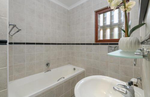 Hibiscus Coast Villa | San Lameer Villa 2908 - 3 Bedroom Superior - 6 pax - San Lameer Rentals Agency