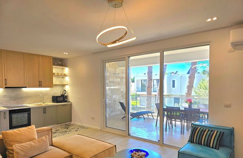 Ishem Apartment | San Pietro Serenity Home, Lalzit Bay, Albania