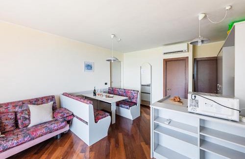 Solarolo Apartment | San Sivino Apartments with pool by Wonderful Italy