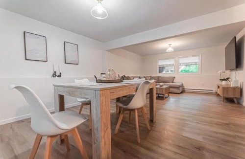 Park Forest Village Apartment | Sanctuary on Sylvan with Golden King Bed