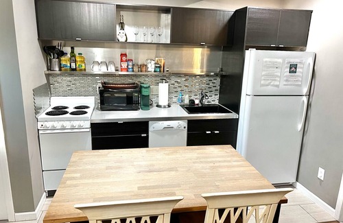 Ferndale Apartment | Sanctuary Studio - Pets Welcome!