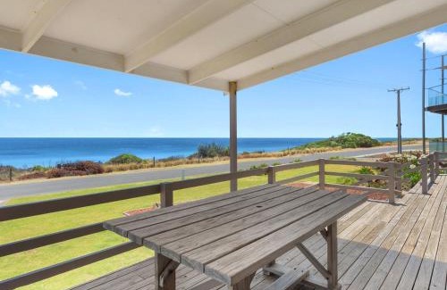 Carrickalinga House | Sand Castles 34 Gold Coast Drive