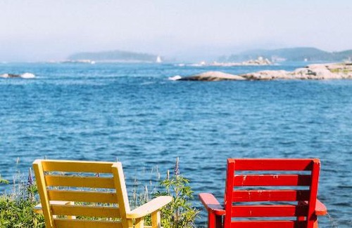 Indian Harbour Ski Chalet | Sand Dollar