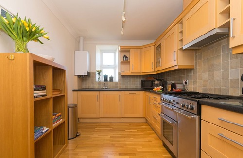 Lelant Cottage | SAND DUNES 6 THE MANOR, pet friendly in Carbis Bay