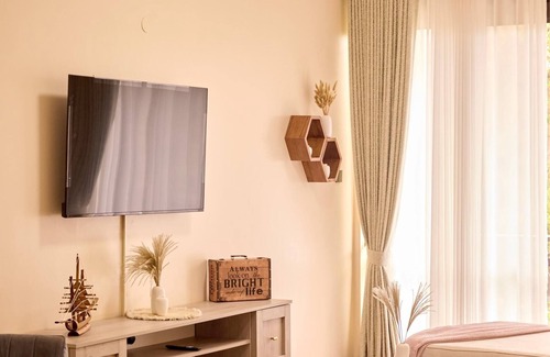 Entebbe Apartment | Sand Grains Residences - 004