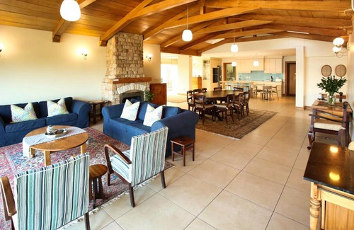 Langebaan House | Sandbaai Villa, Langebaan, 7-sleeper