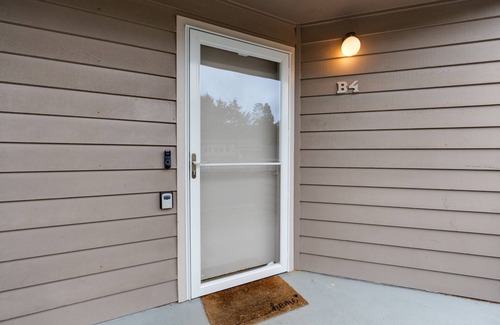 Tolovana Park Condo | Sandcastle B-4 Condo - Includes Garage/Pool/EV Charger -1.5 blocks to the beach