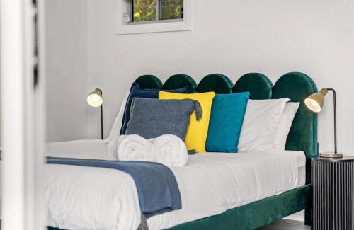 Forresters Beach Apartment | Sandcastle Studio by Coast Hosting