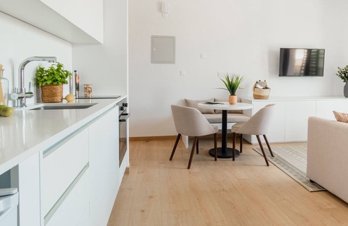 Historical Center Apartment | Sanders Armonta - Cute Studio w/ Balcony