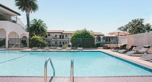 San Luis Obispo Hotel | Sands Inn & Suites