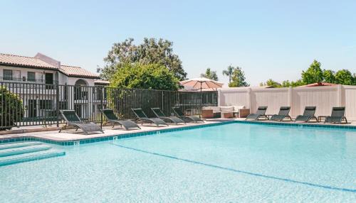 San Luis Obispo Hotel | Sands Inn & Suites