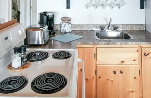 Saint John County Ski Chalet | Sandstone Chalets overlooking the Bay of Fundy - SERENITY