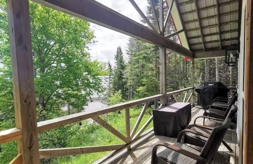 Saint John County Ski Chalet | Sandstone Chalets overlooking the Bay of Fundy - SERENITY