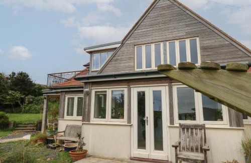 West Bay House | Sandy Combe