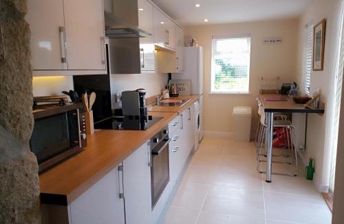 Boscundle House | Sandy cottage, nr Eden & beaches