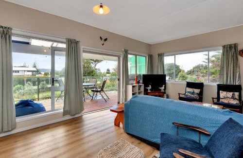 Karkari Peninsula House | Sandy Cottage - Tokerau Beach Holiday Home